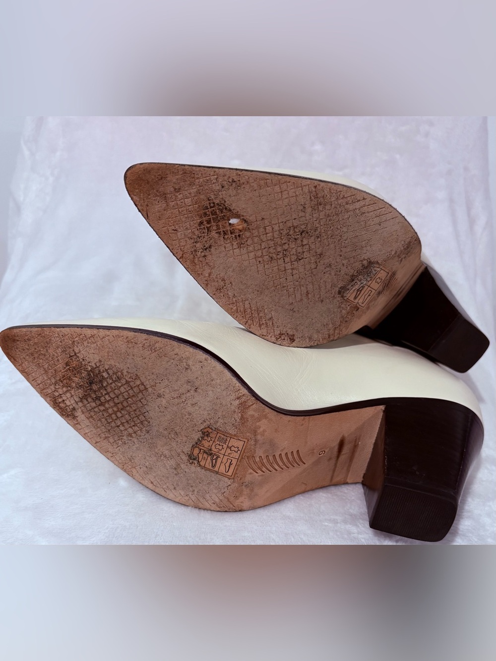 PAIGE Pointed Booties - Picture 6 of 6